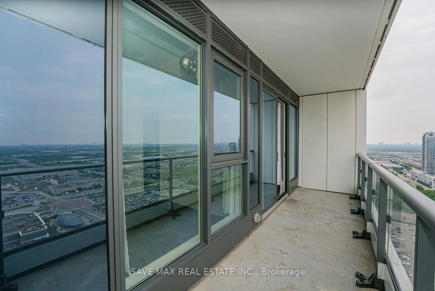 5 Buttermill Avenue, #3807