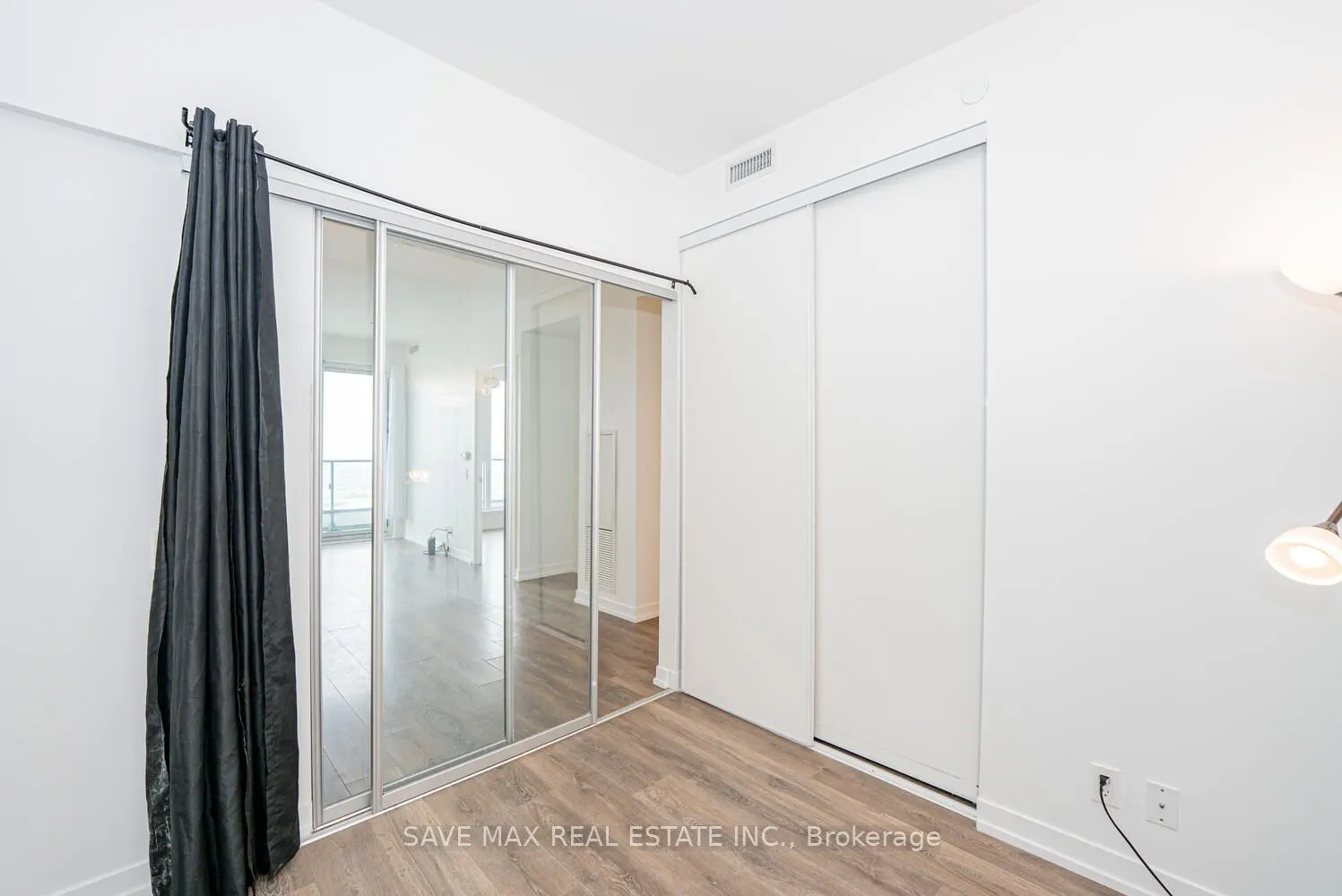 5 Buttermill Avenue, #3807