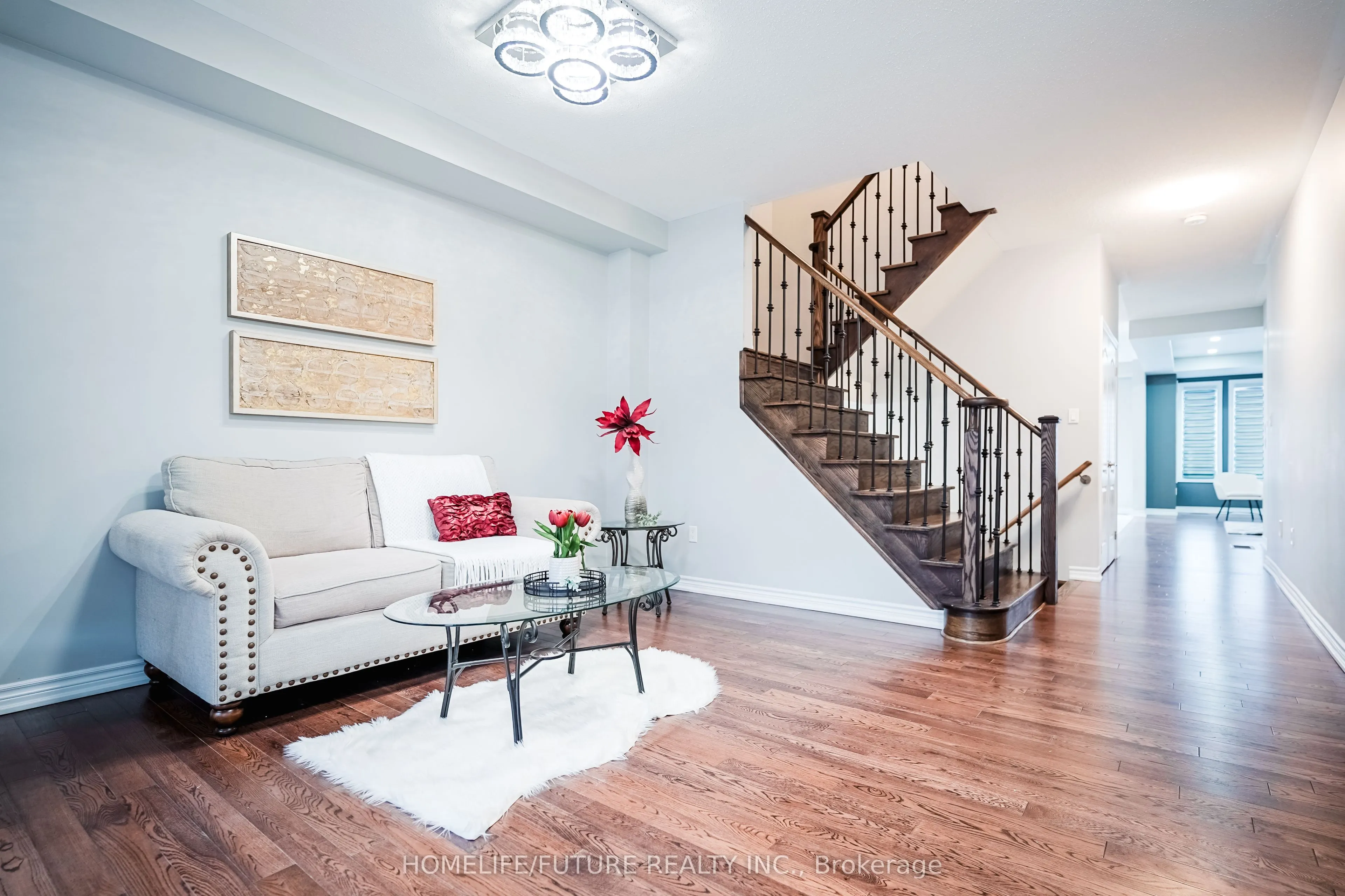 53 Mondial Crescent