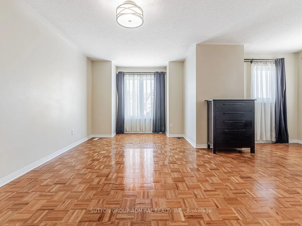 224 Kelso Crescent