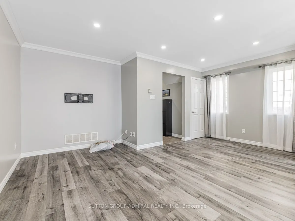 224 Kelso Crescent