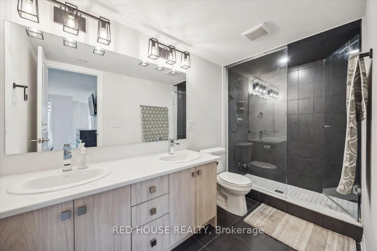 40 Baynes Way, #7