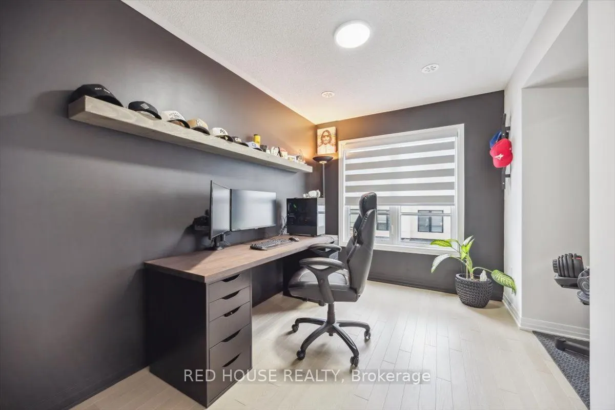 40 Baynes Way, #7