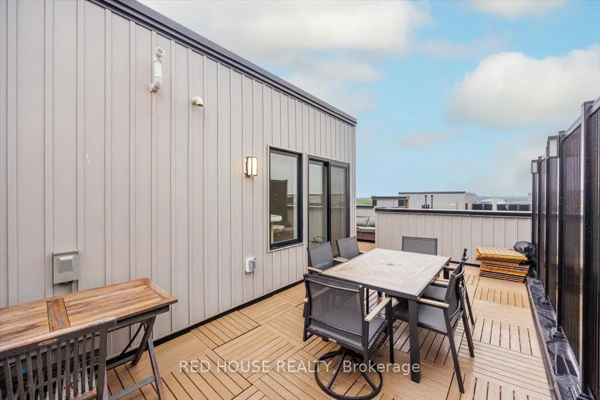 40 Baynes Way, #7