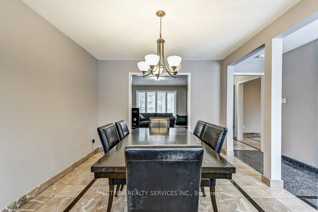 119 Silver Arrow Crescent