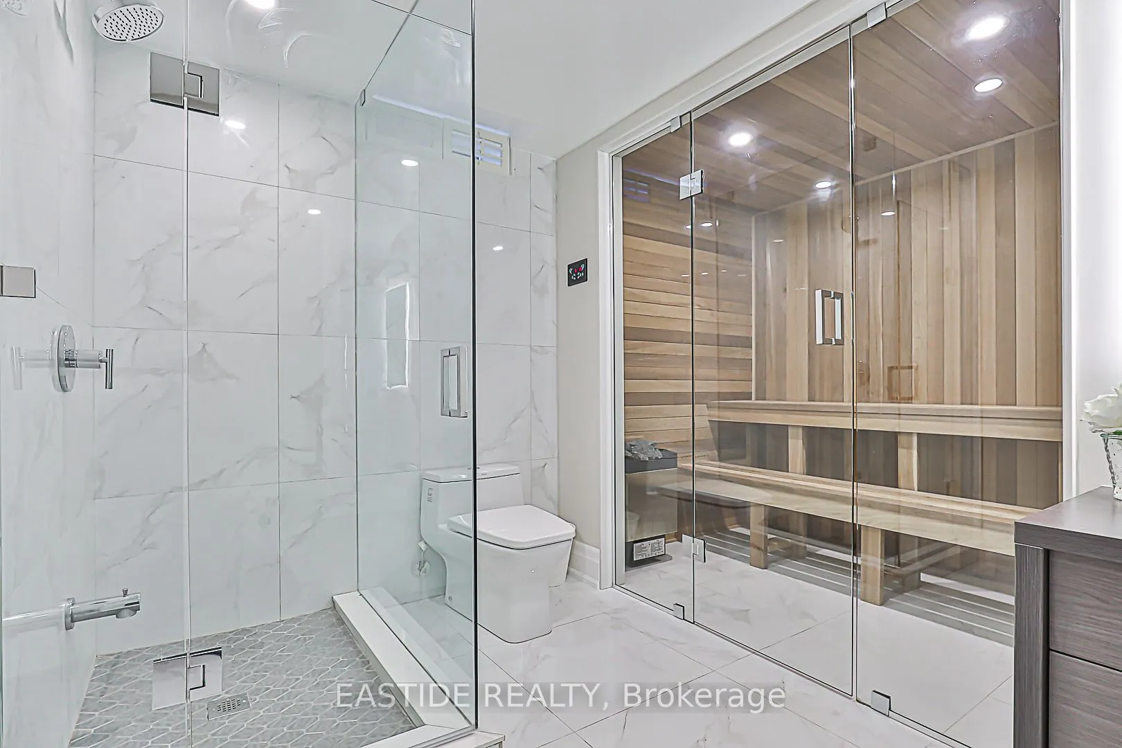 11 Gatcombe Circle