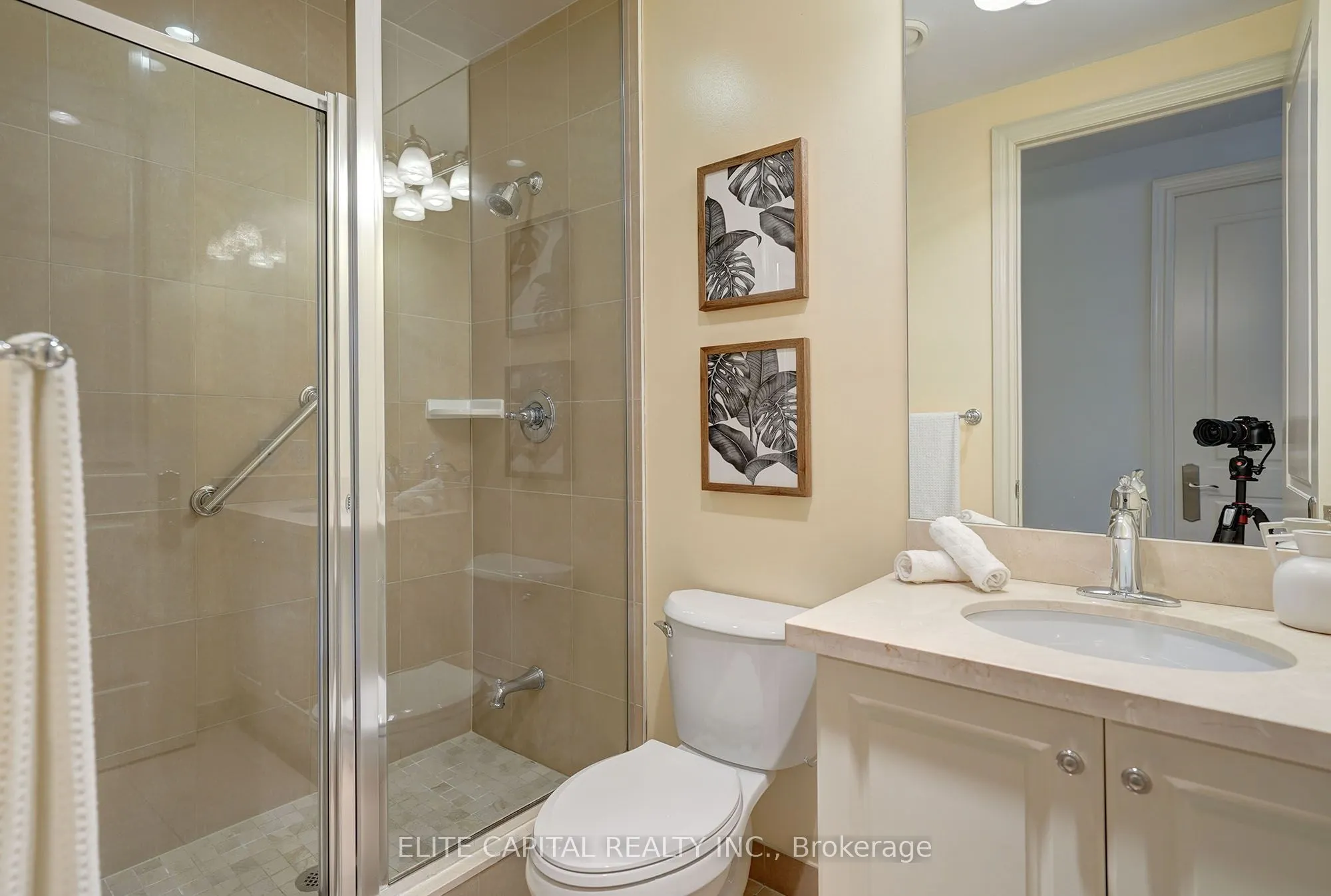 10101 Yonge Street, #115
