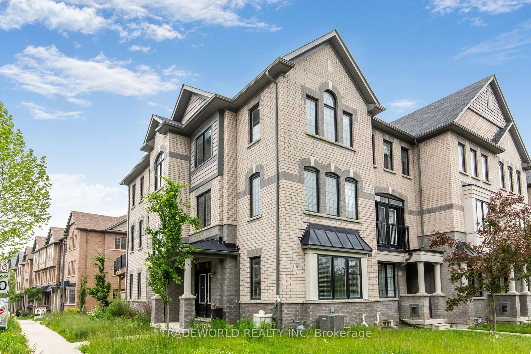 210 William Forster Road