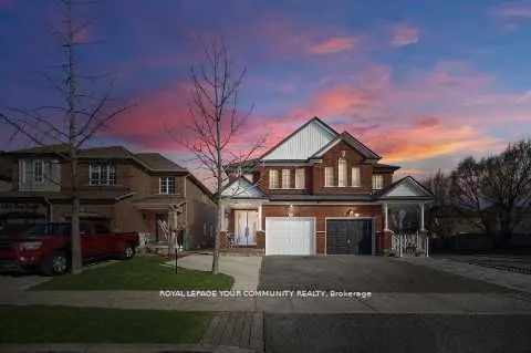 15 Echo Ridge Crescent