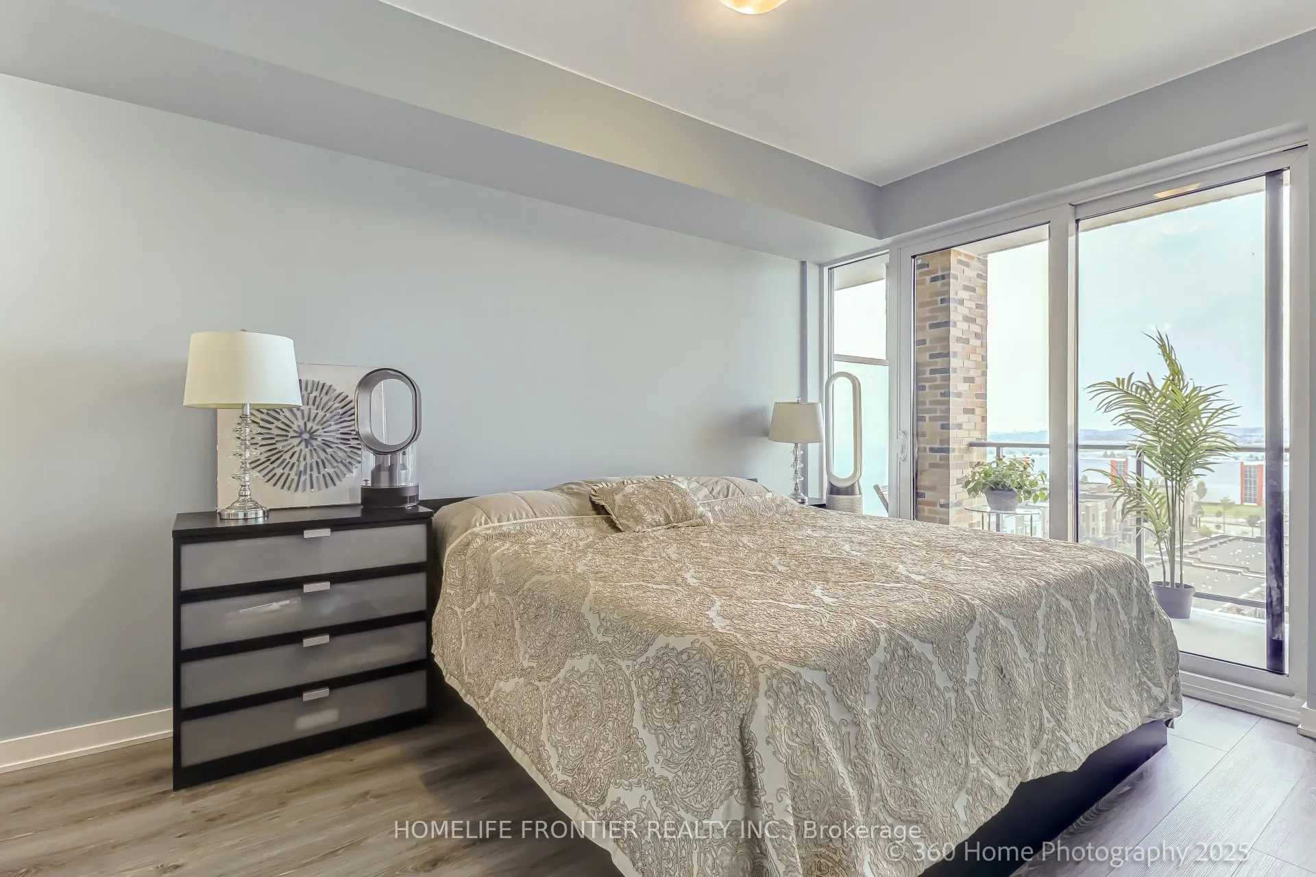 100 Eagle Rock Way W, #904