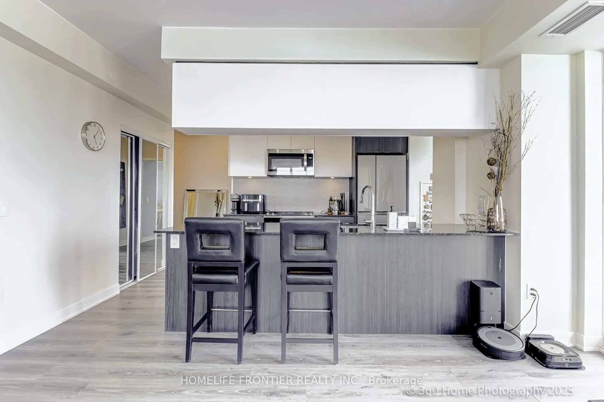 100 Eagle Rock Way W, #904