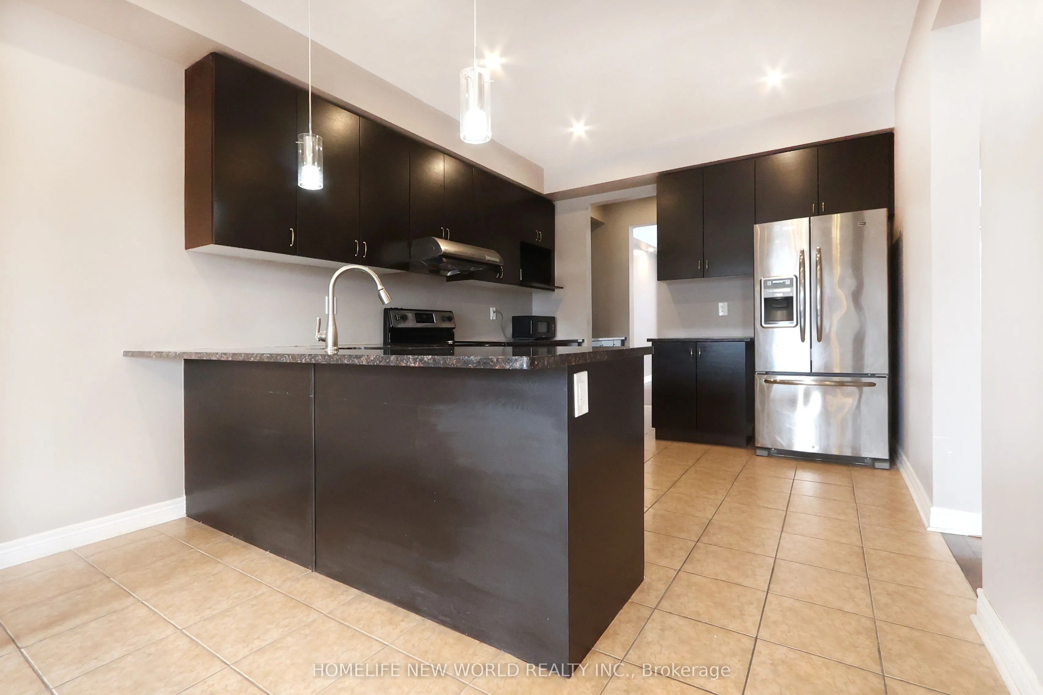41 Pulpwood Crescent, #2