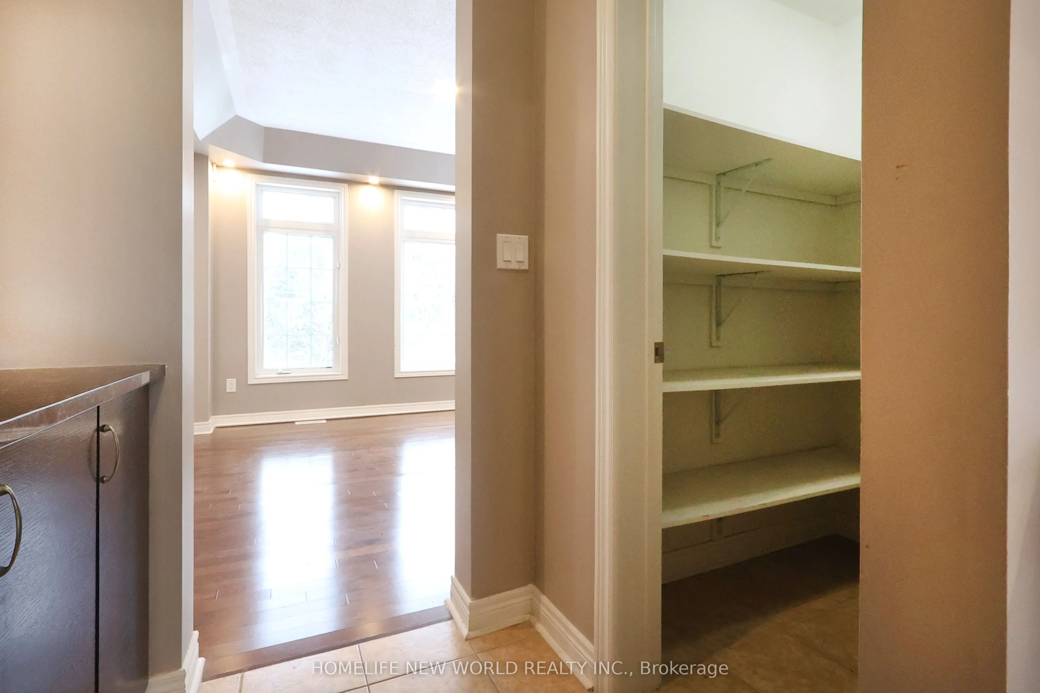 41 Pulpwood Crescent, #2
