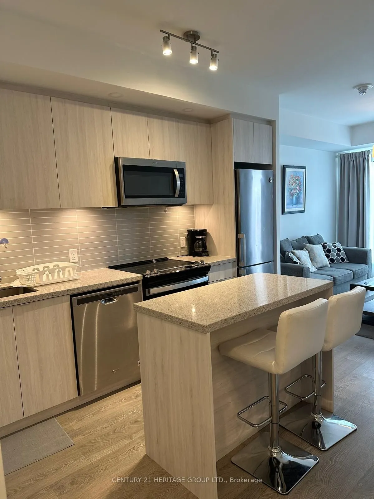 8868 Yonge Street E, #610E
