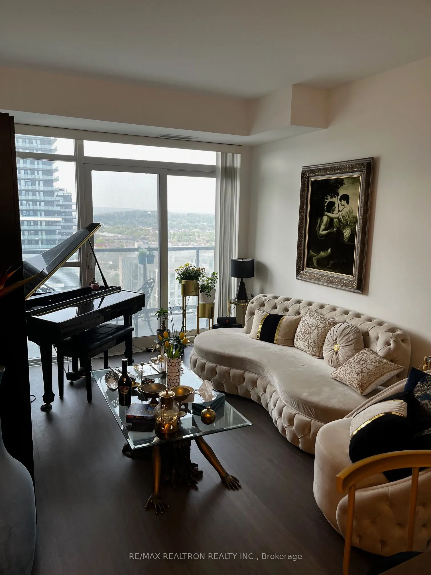 55 Oneida Crescent, #1909