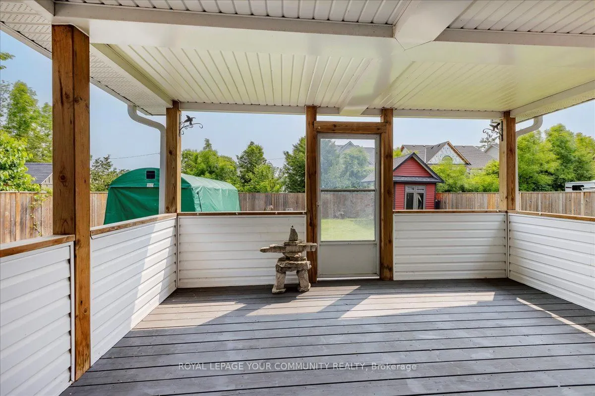 109 Maple Avenue