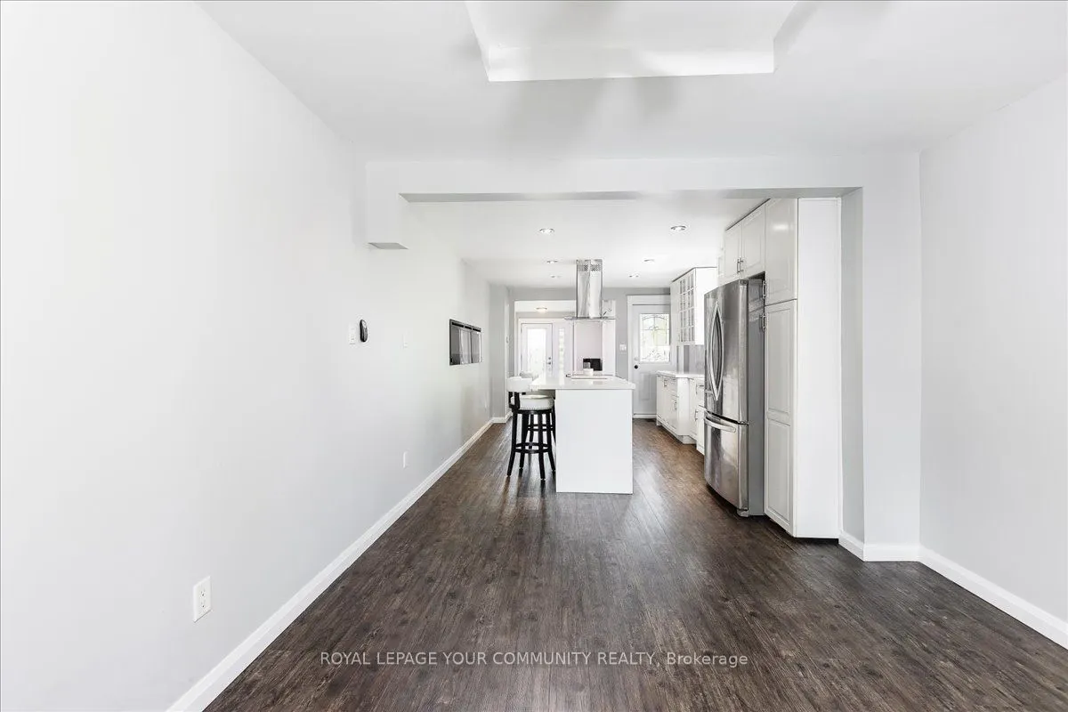 109 Maple Avenue