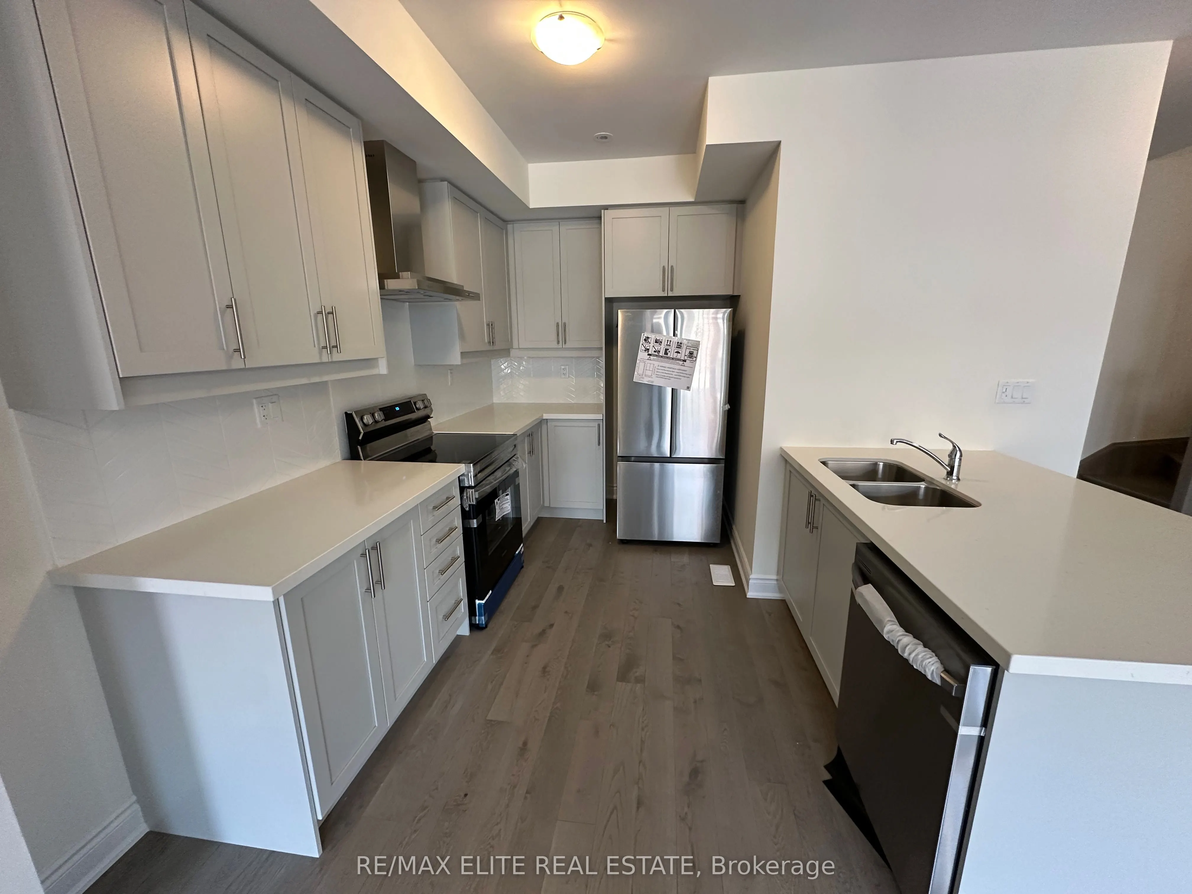 10 Griffith St