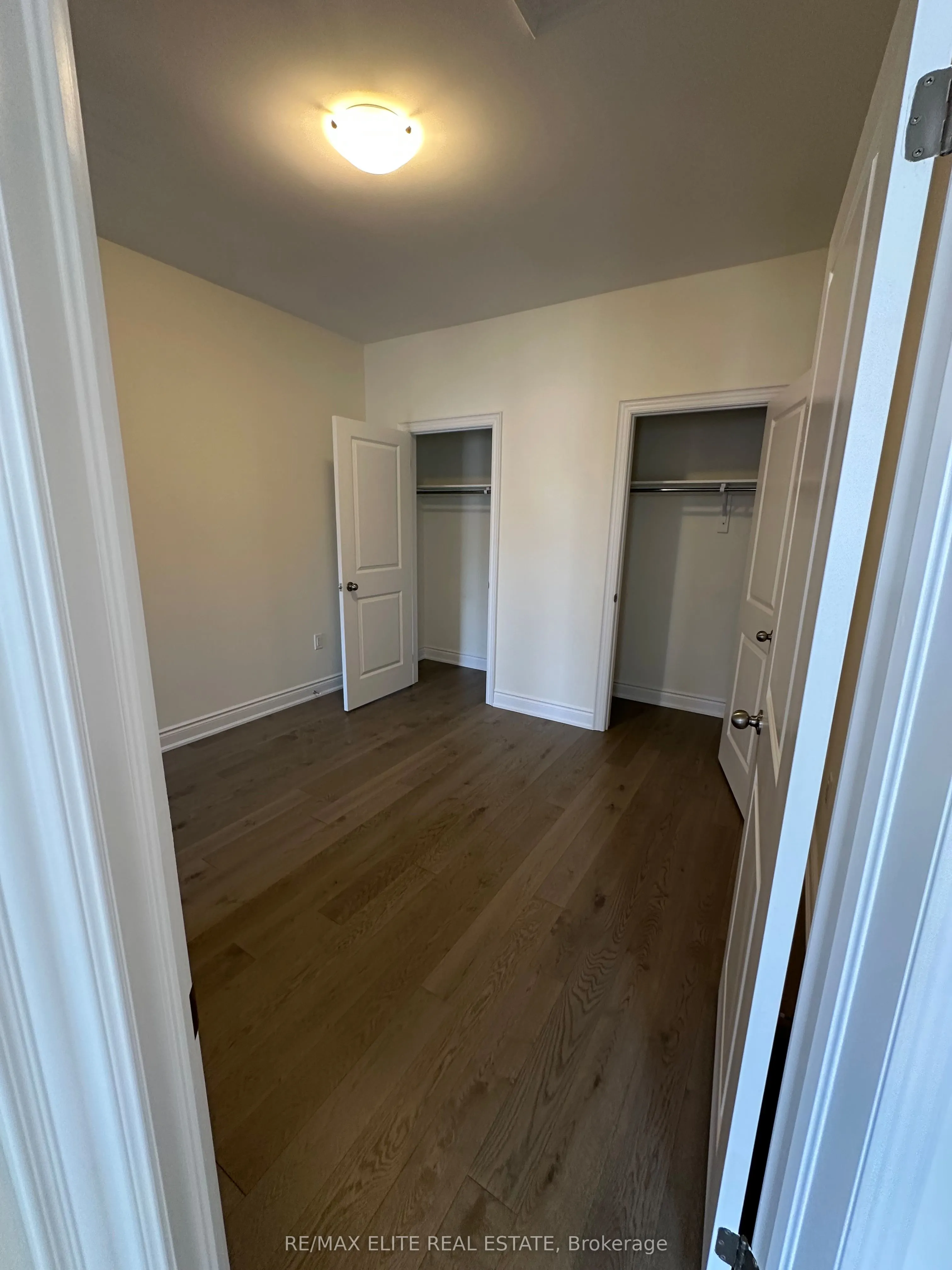 10 Griffith St