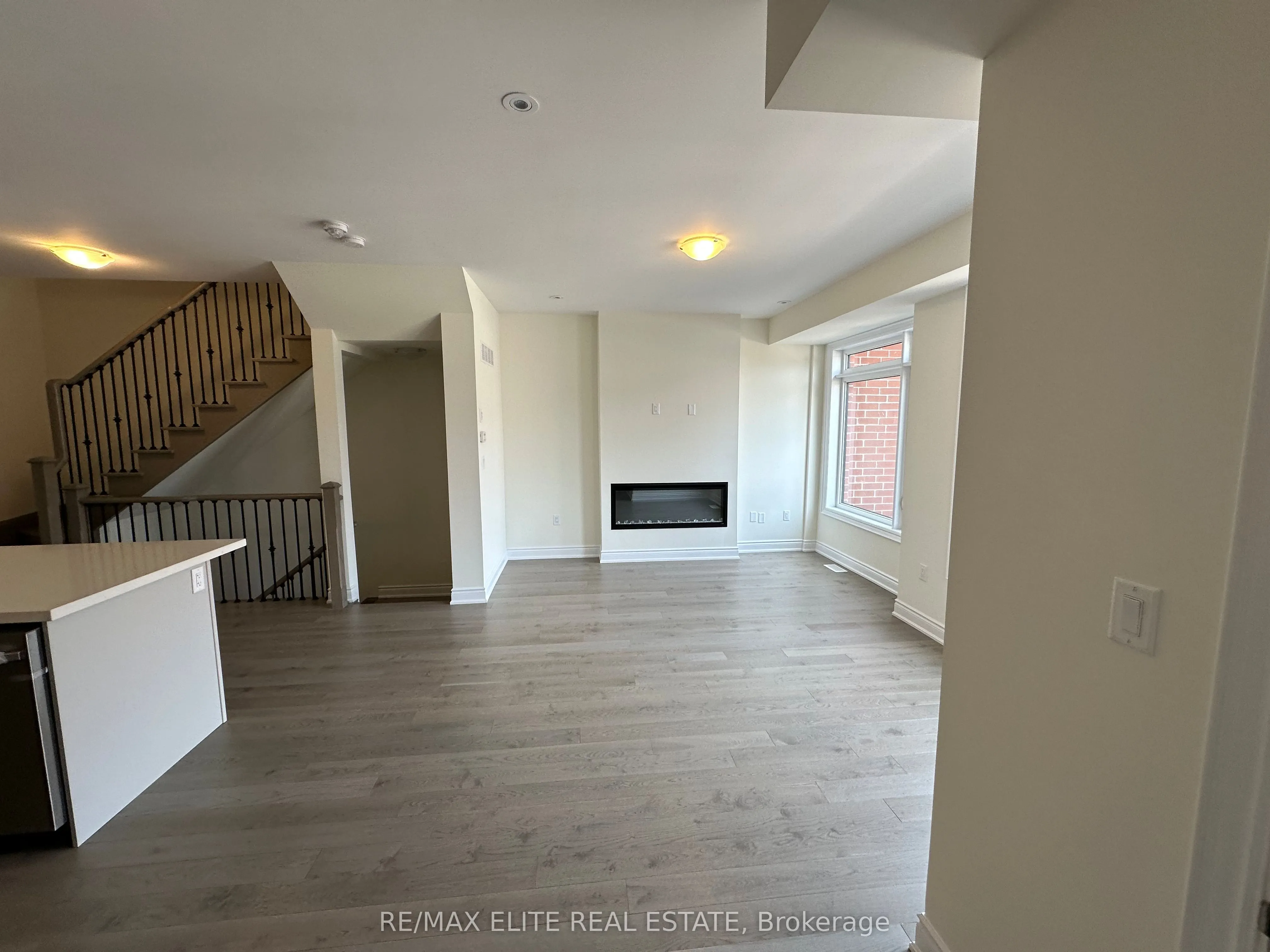 10 Griffith St