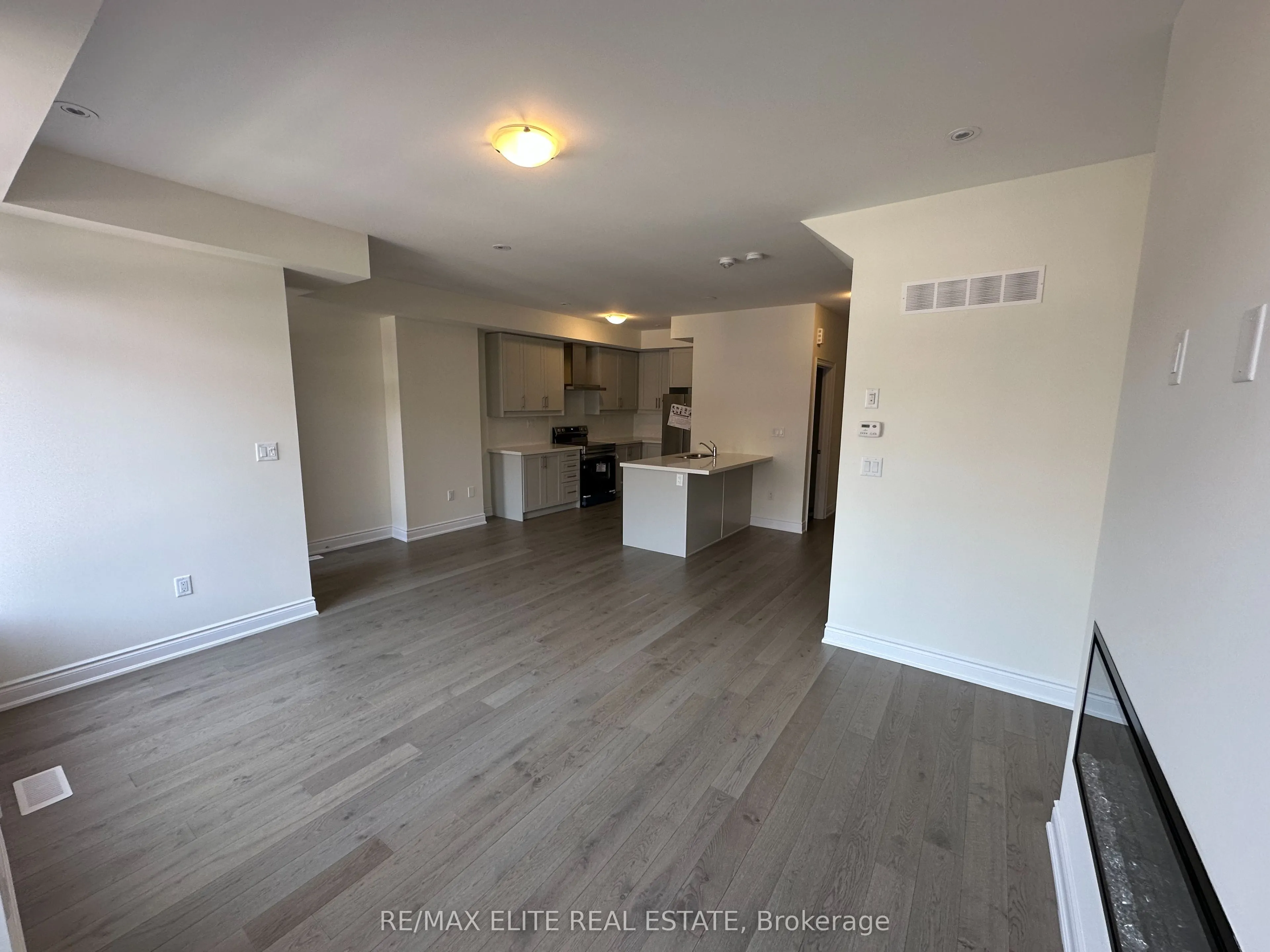 10 Griffith St