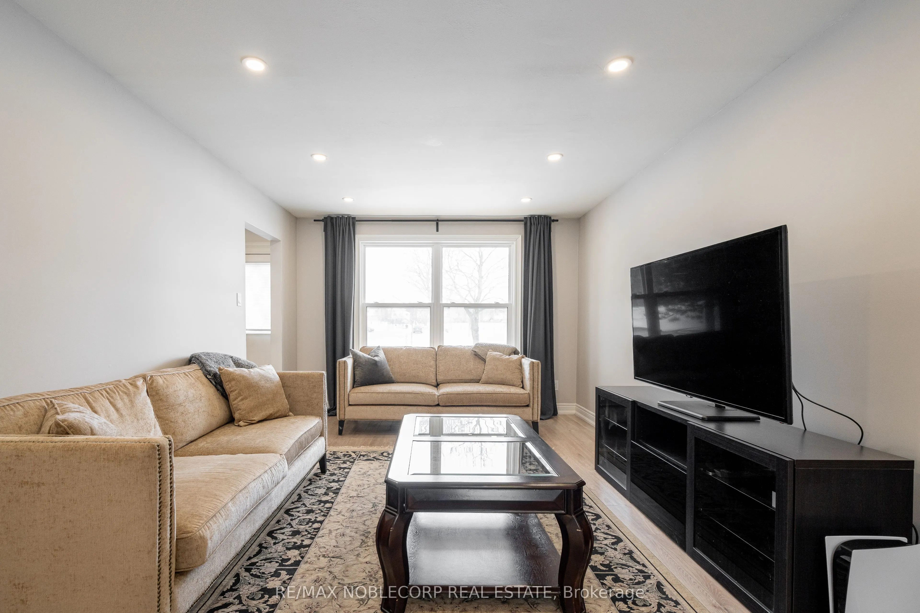 115 William Roe Boulevard