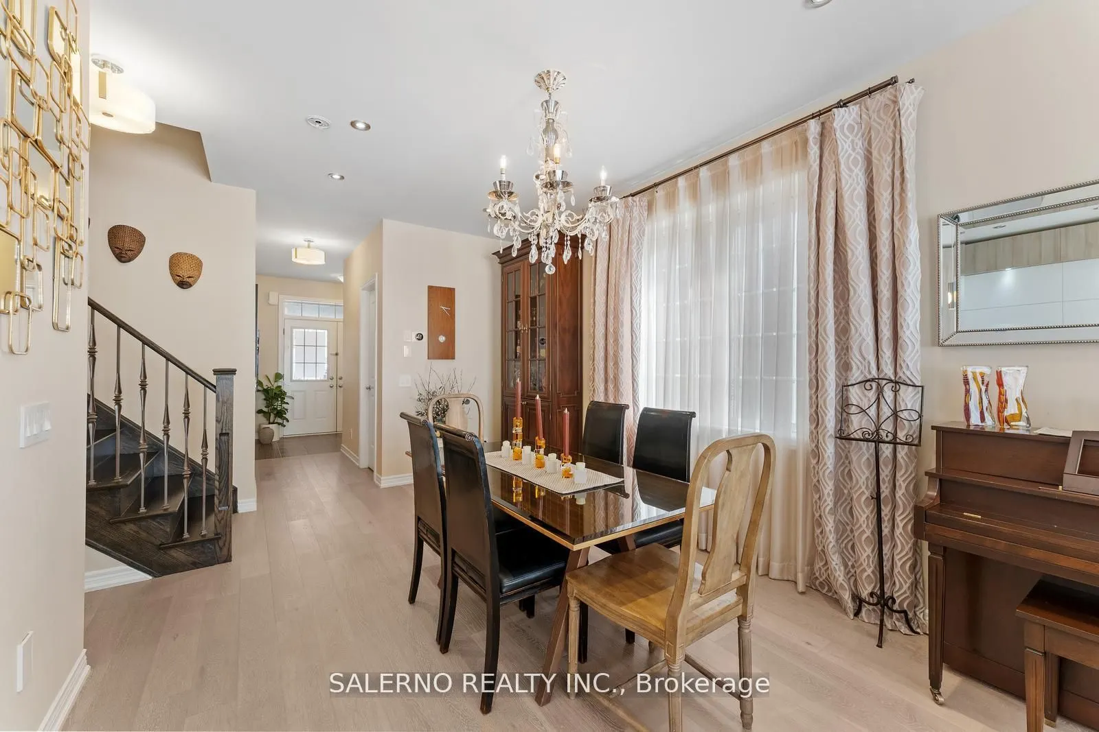 10 Isherwood Crescent