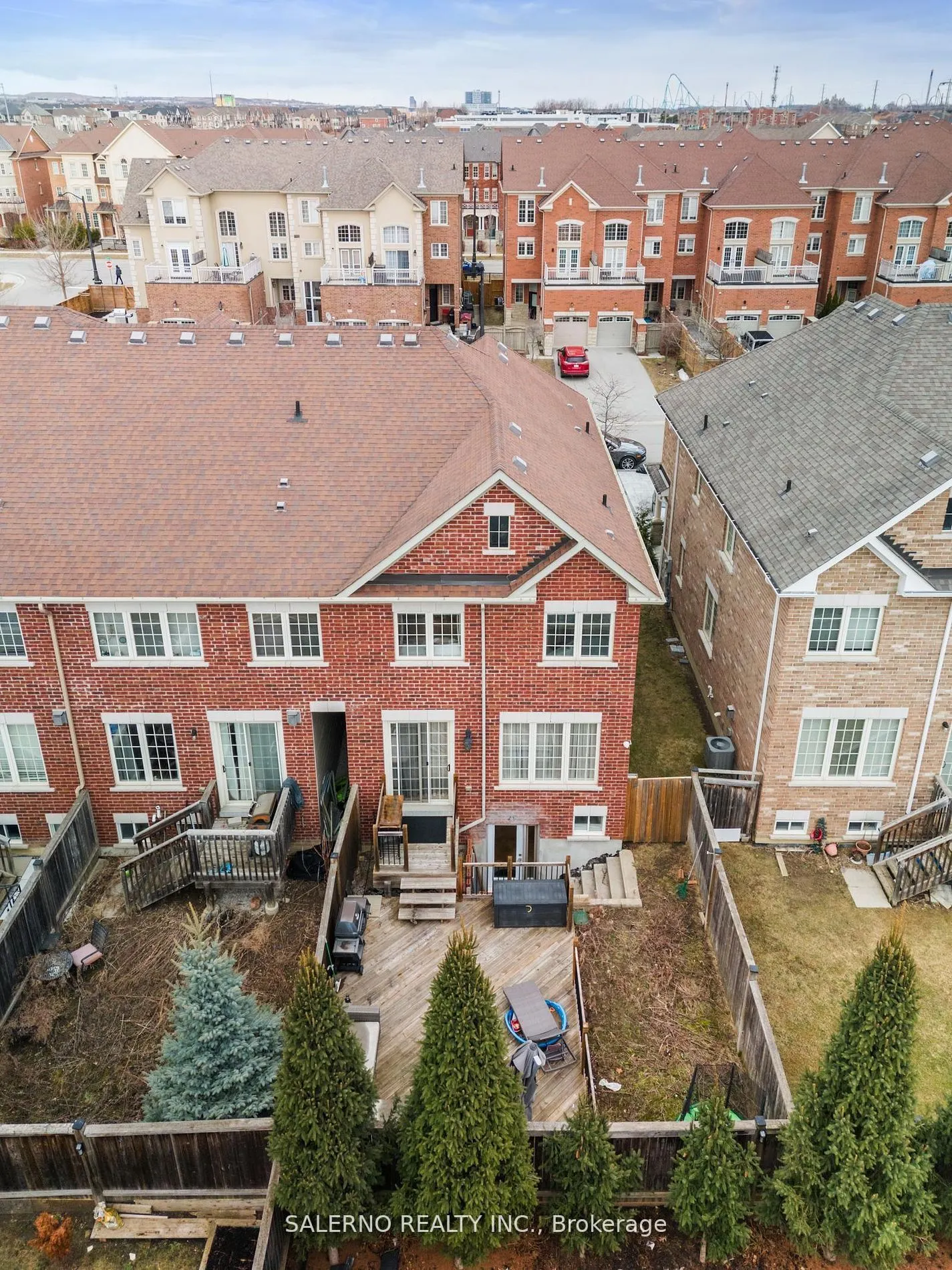 10 Isherwood Crescent