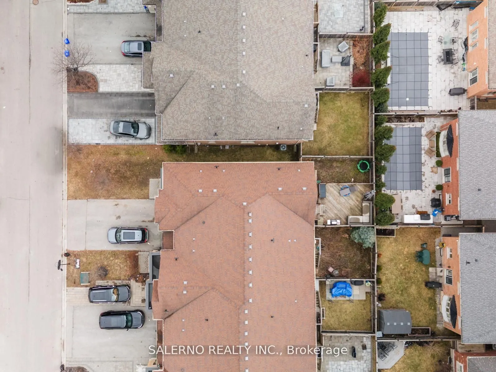 10 Isherwood Crescent
