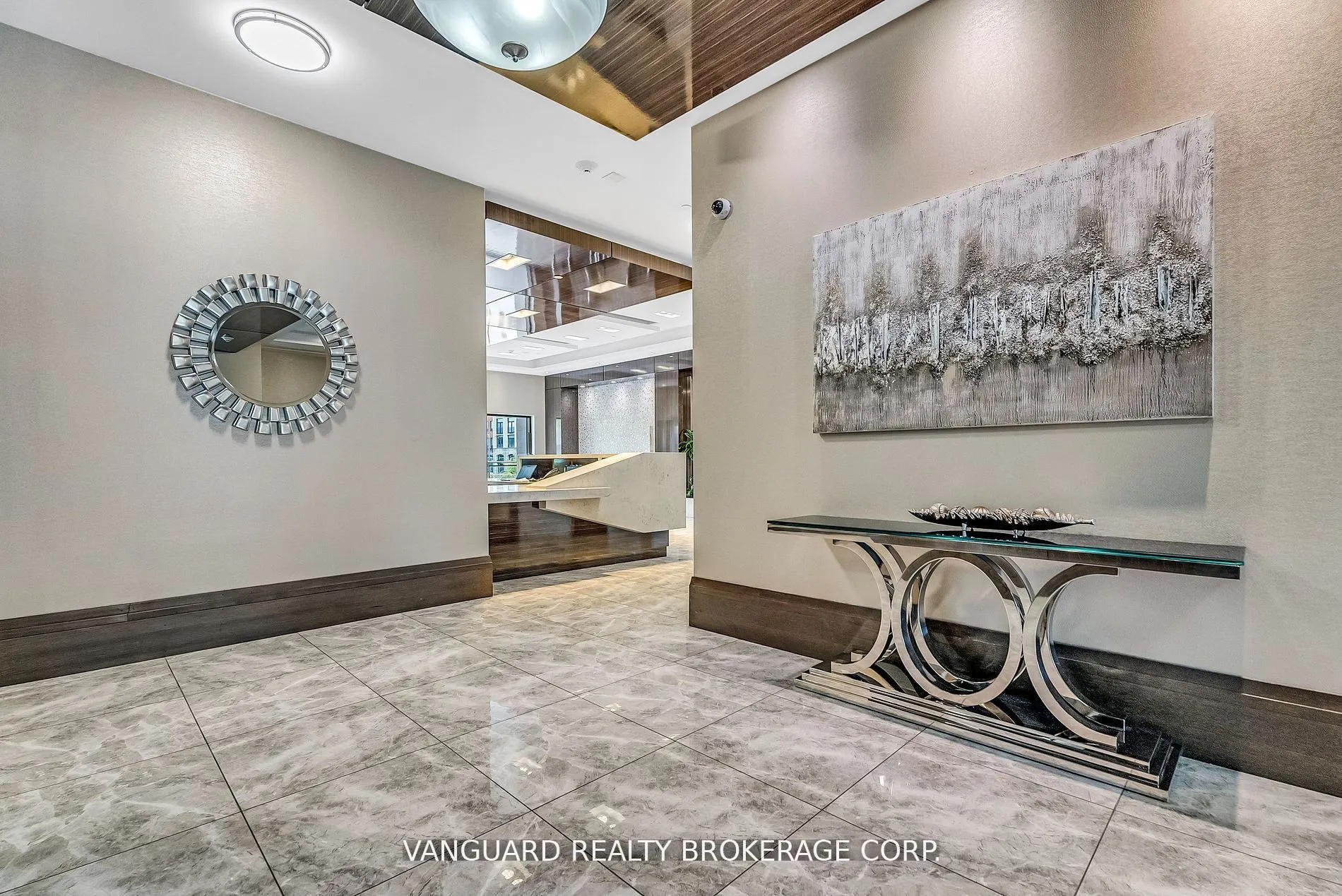 86 Woodbridge Avenue, #209