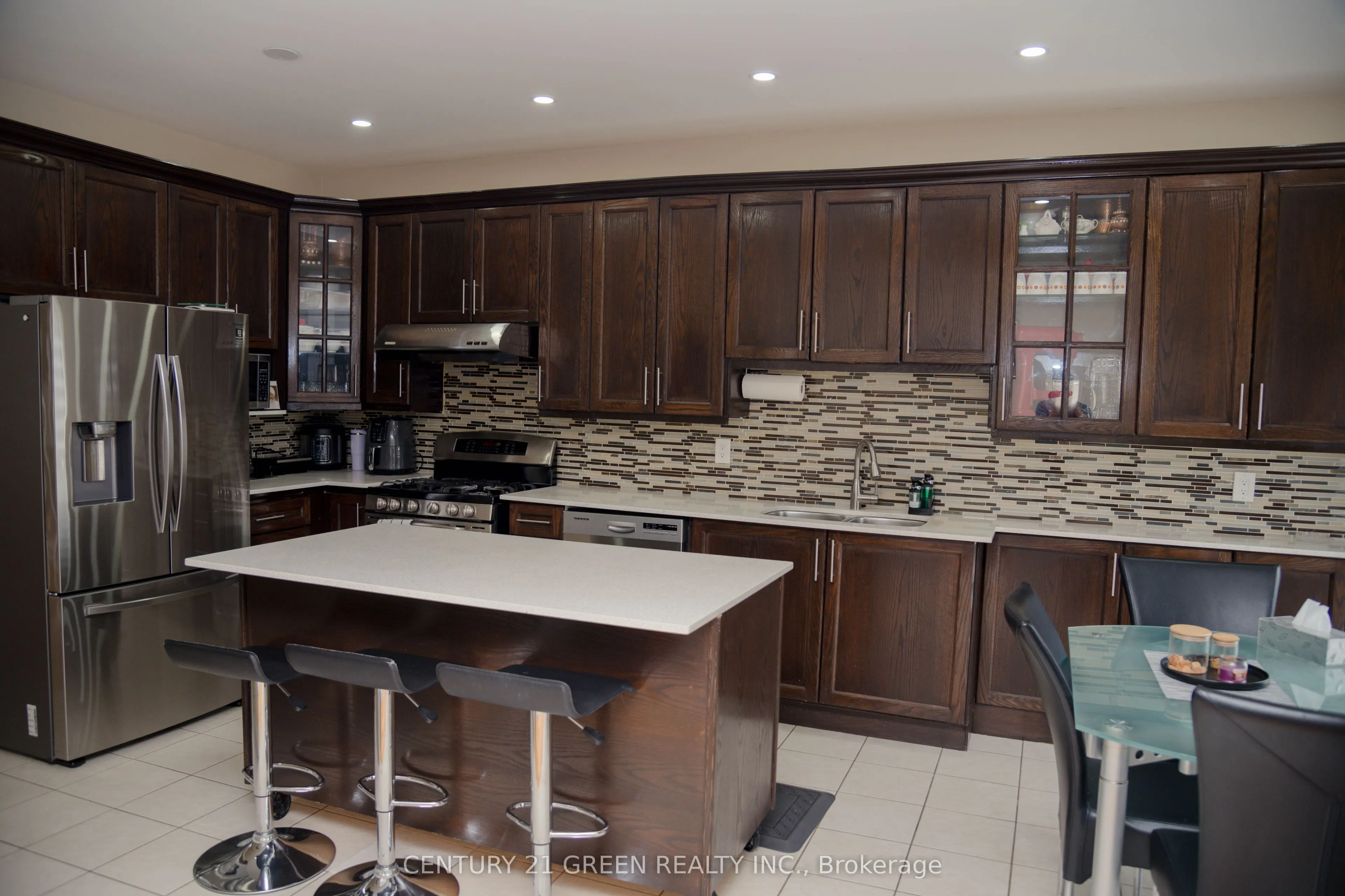 41 Sequoia Road