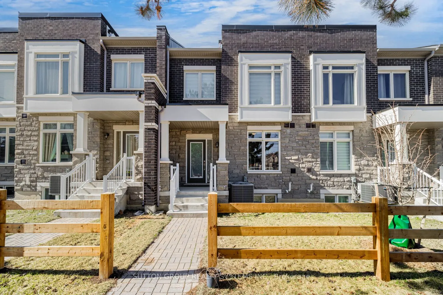 39 Seguin Street
