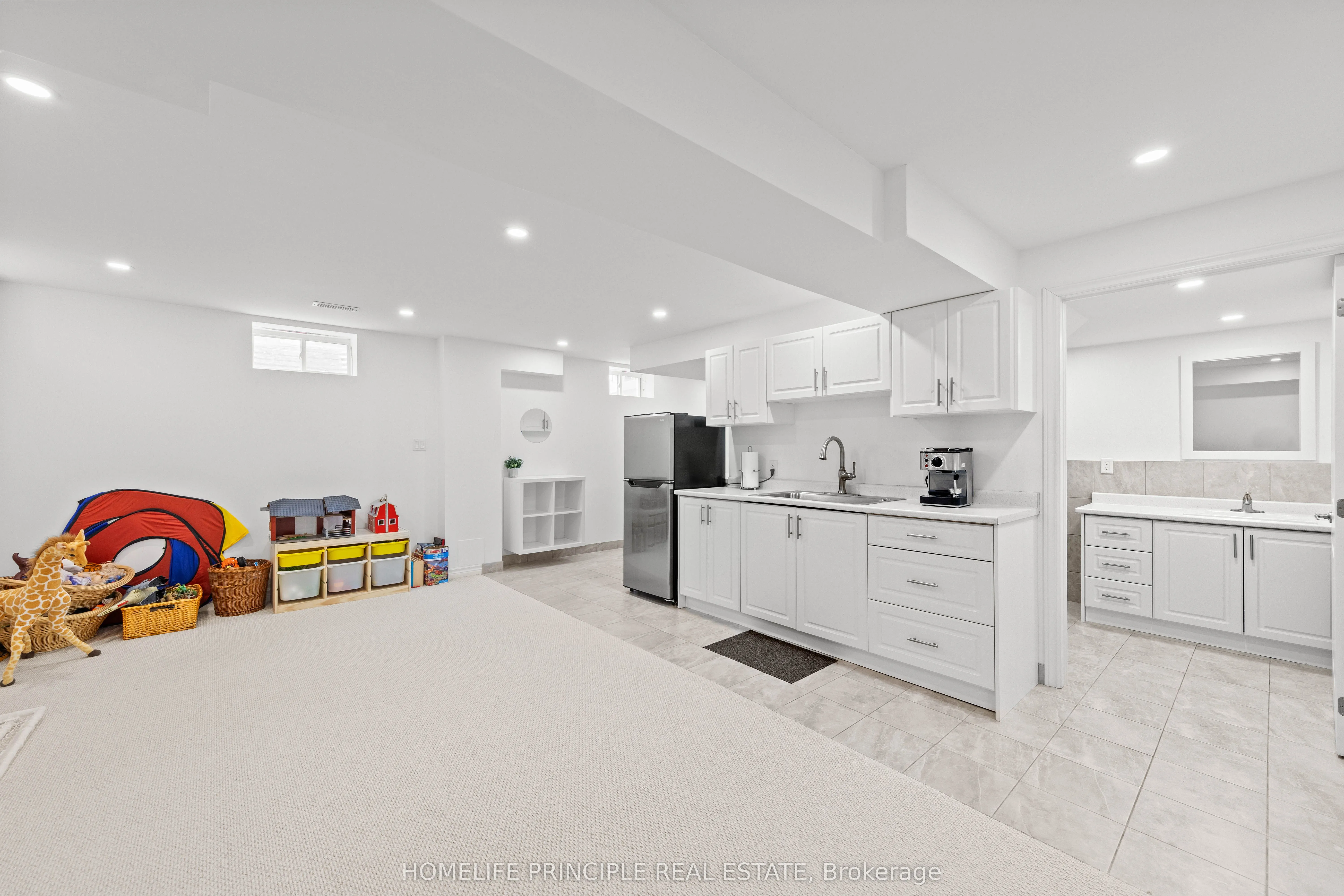 88 Ben Sinclair Avenue