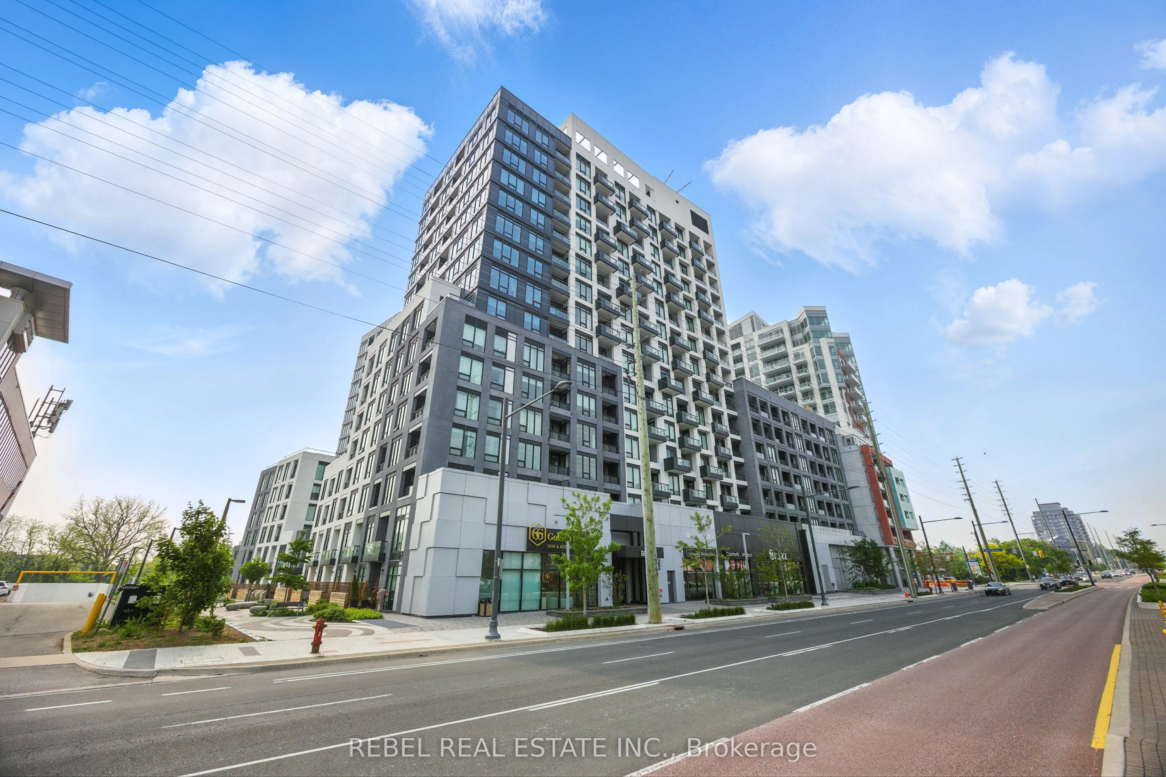 8868 Yonge Street, #1001E
