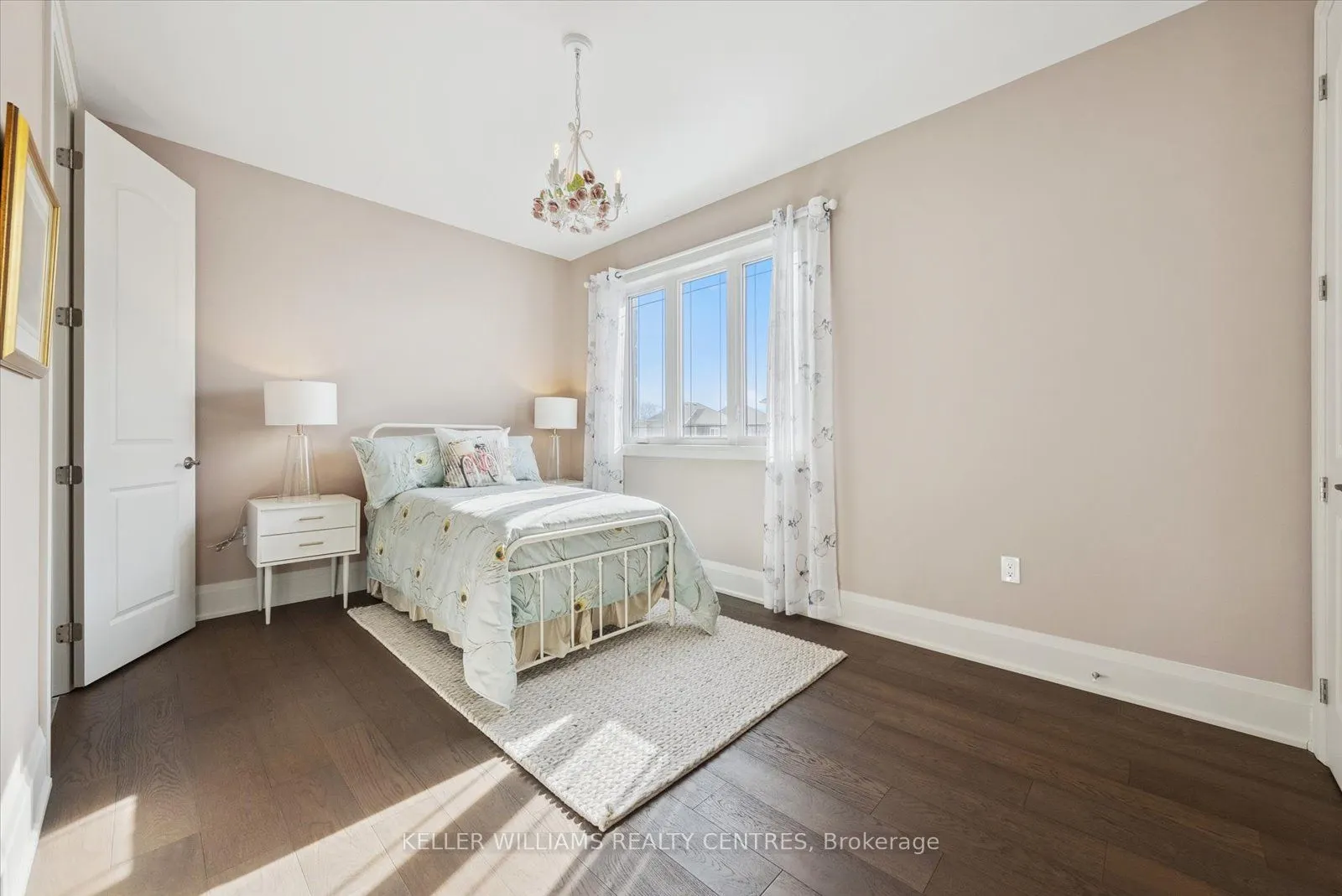 51 Wood Crescent