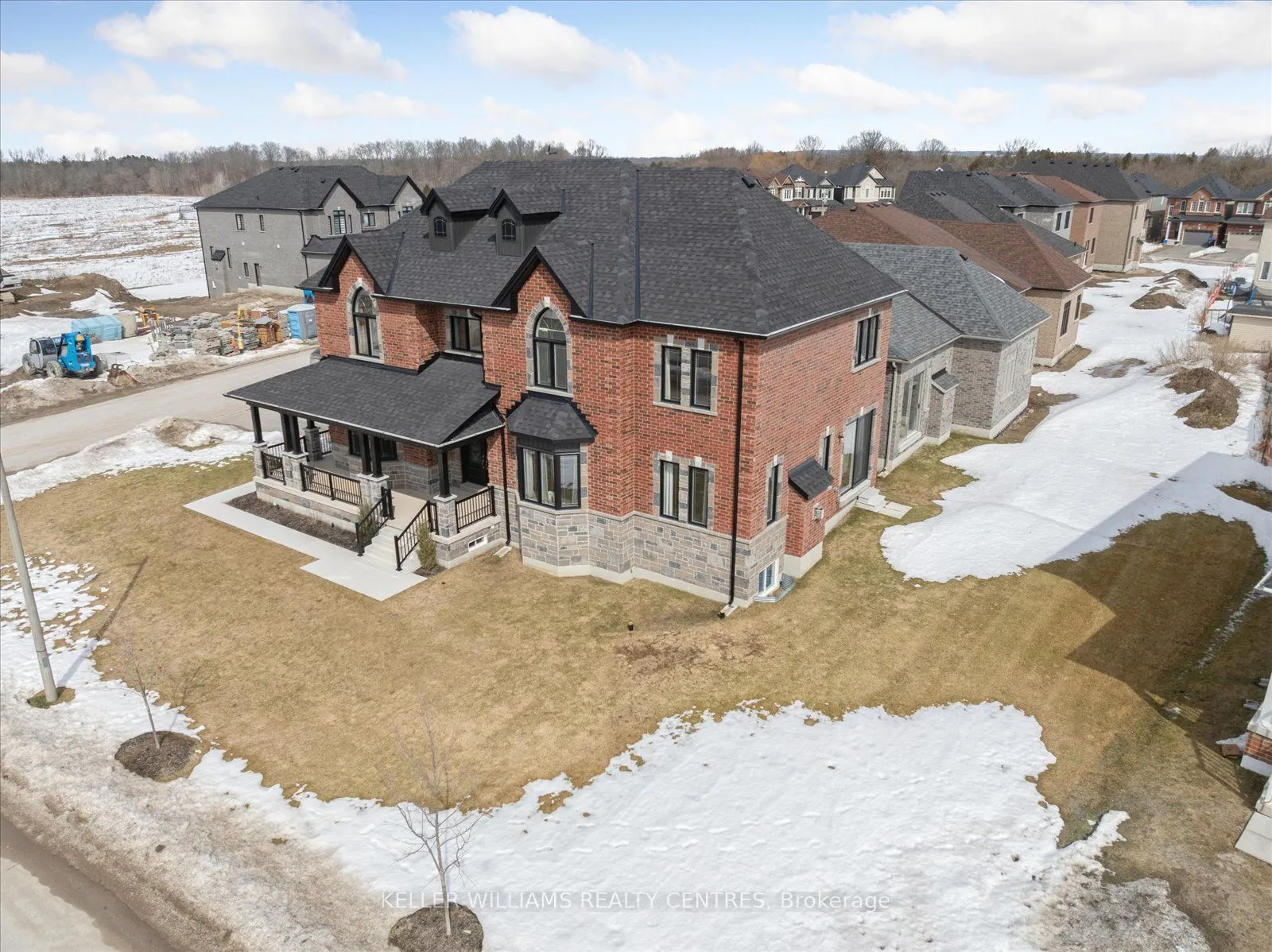51 Wood Crescent
