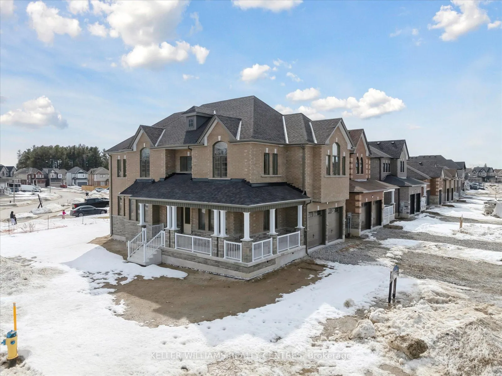 63 Wood Crescent