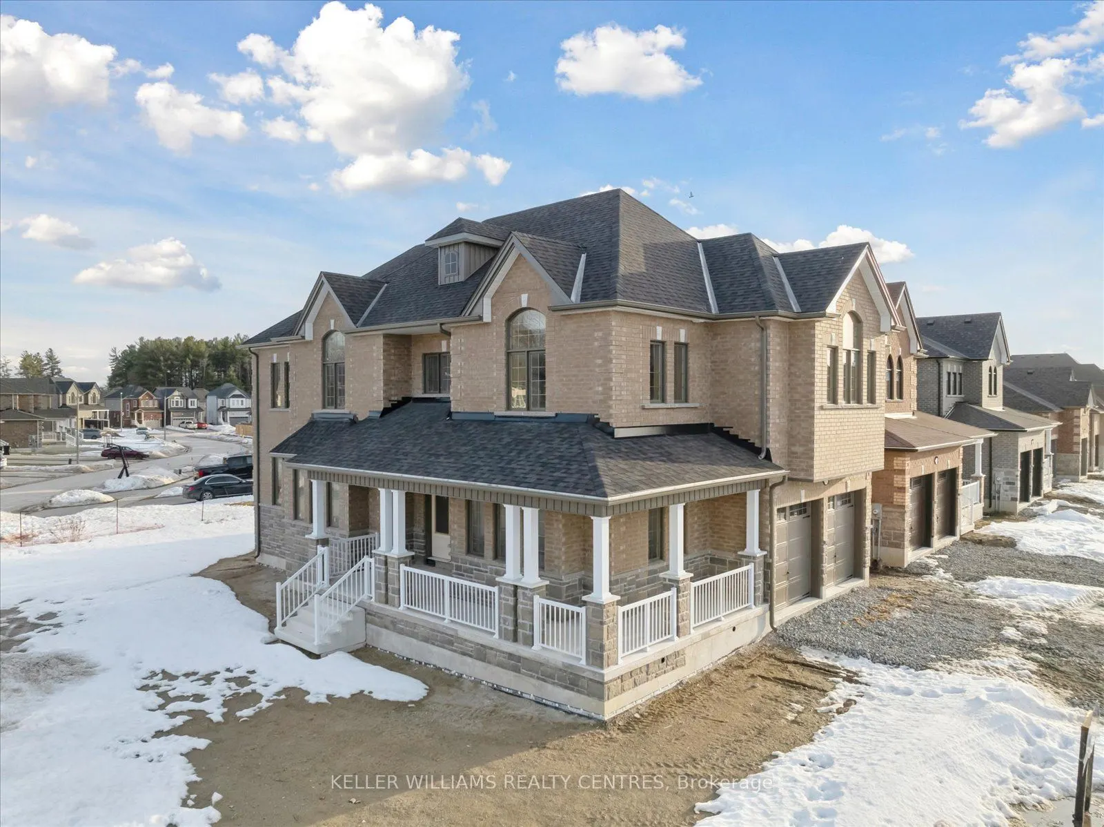 63 Wood Crescent