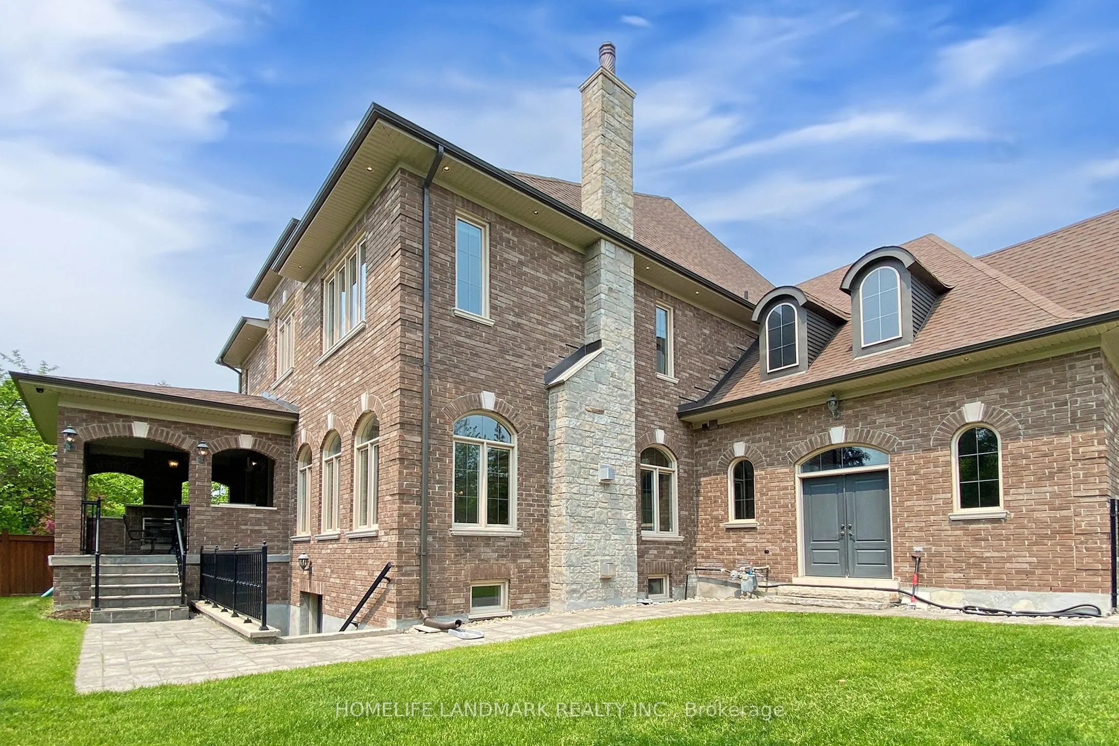 127 May Avenue