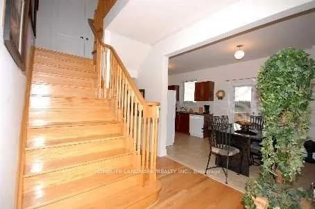 1063 Warby Trail