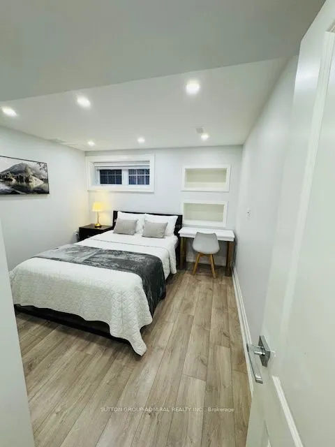 112 Thomas Cook Avenue, #Two