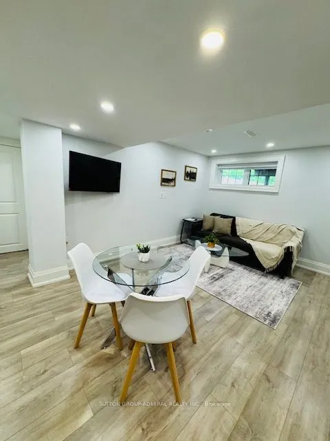 112 Thomas Cook Avenue, #Two