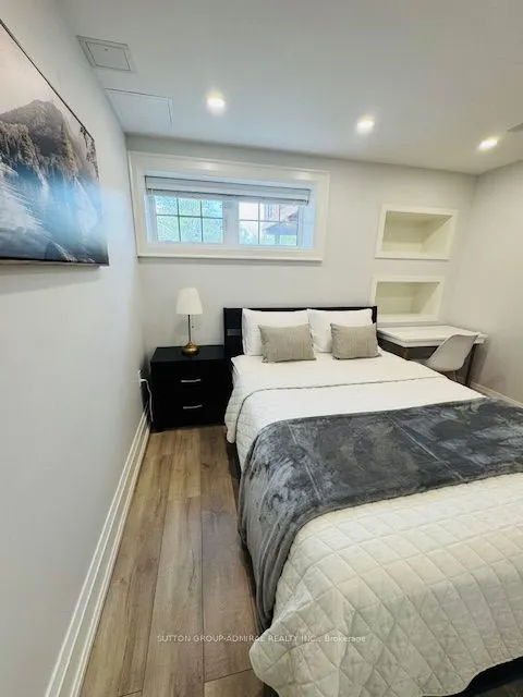 112 Thomas Cook Avenue, #Two