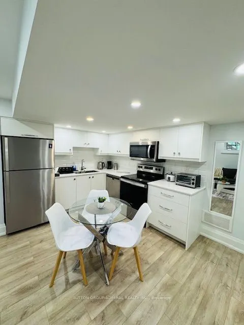 112 Thomas Cook Avenue, #Two