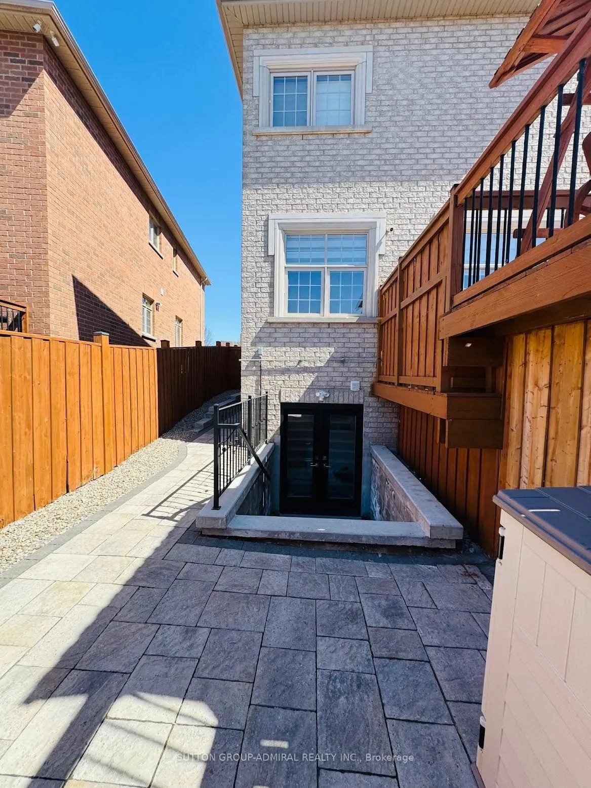 112 Thomas Cook Avenue, #Two
