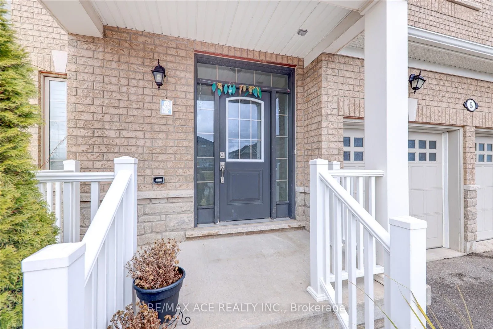5 Turner Drive