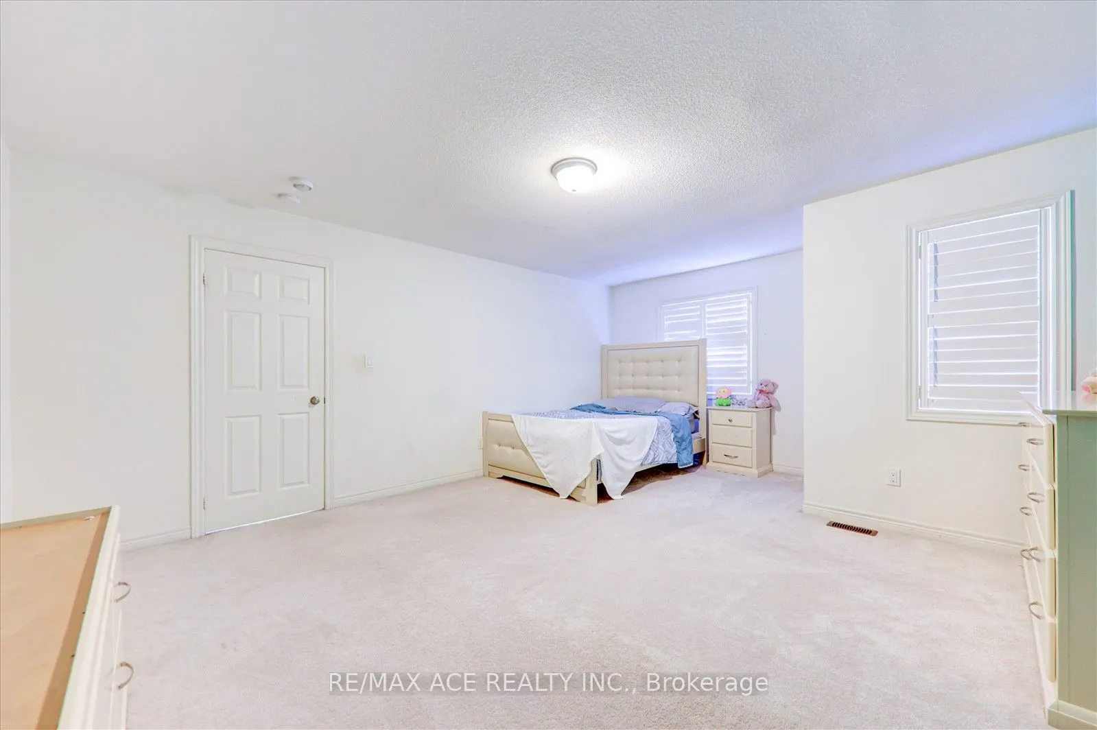 5 Turner Drive