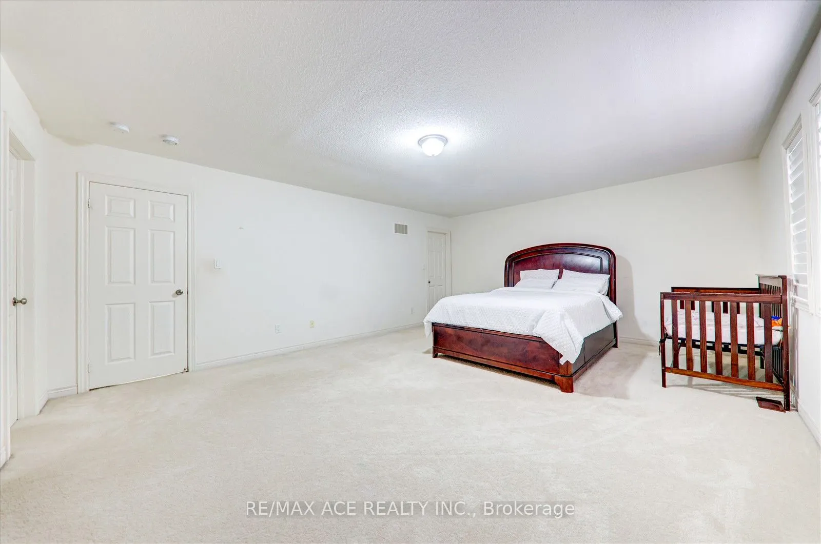 5 Turner Drive