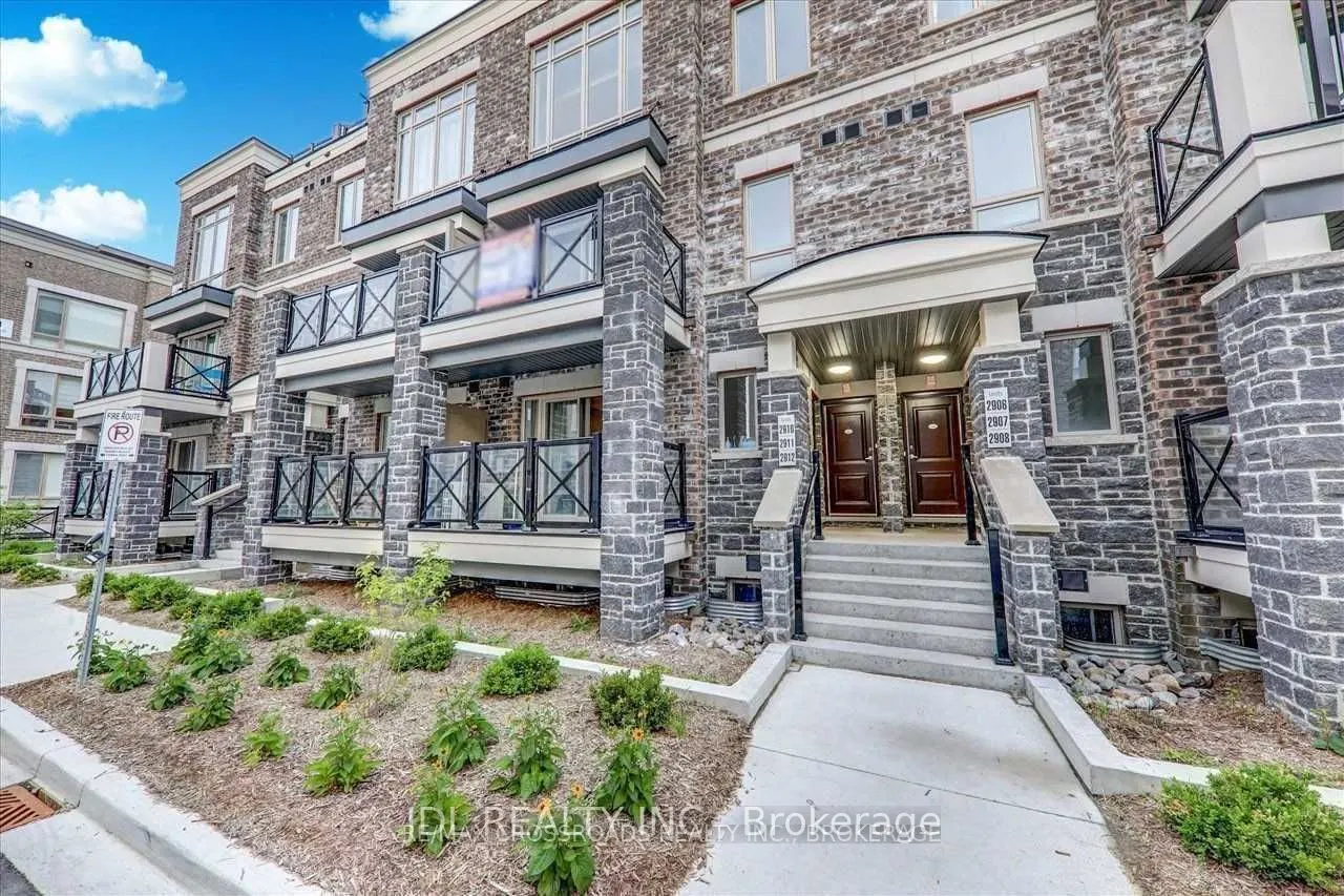 15 Westmeath Lane, #2910