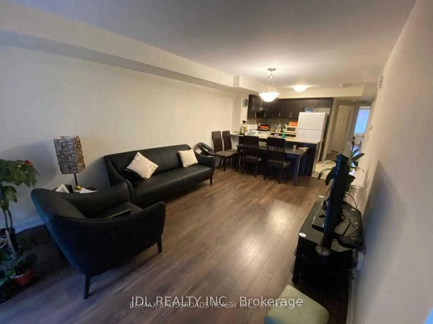 15 Westmeath Lane, #2910